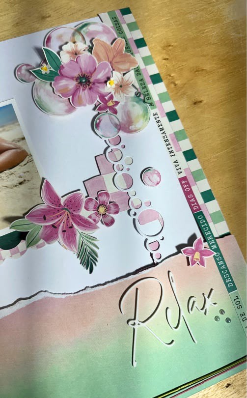 Página de scrapbook criada em uma experiência MEU